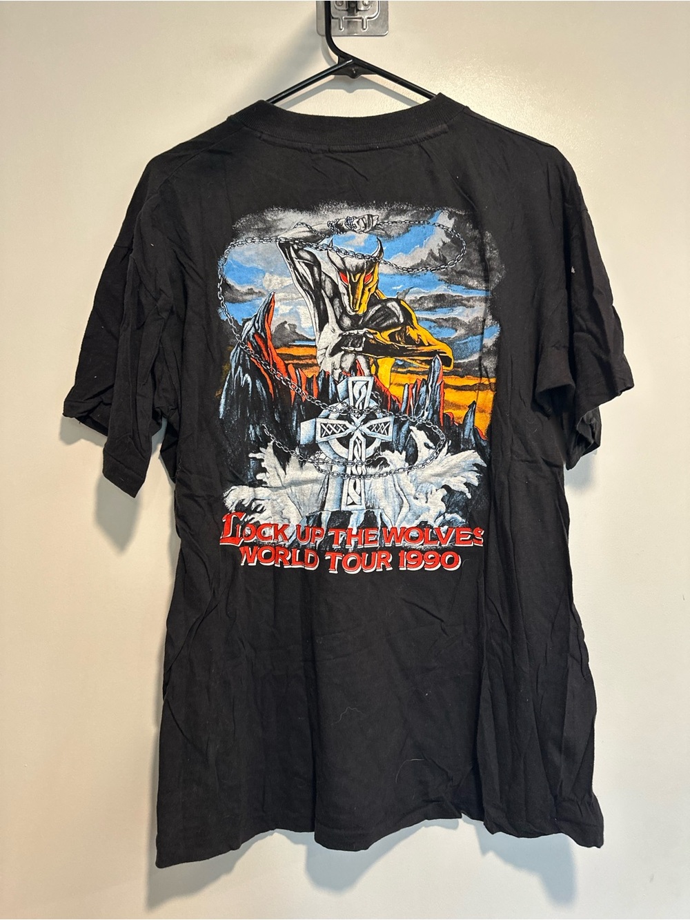 VTG ‘90 Authentic Dio Lock Up the World Tour. Sz: L Single stitch band tee. - Picture 2 of 16